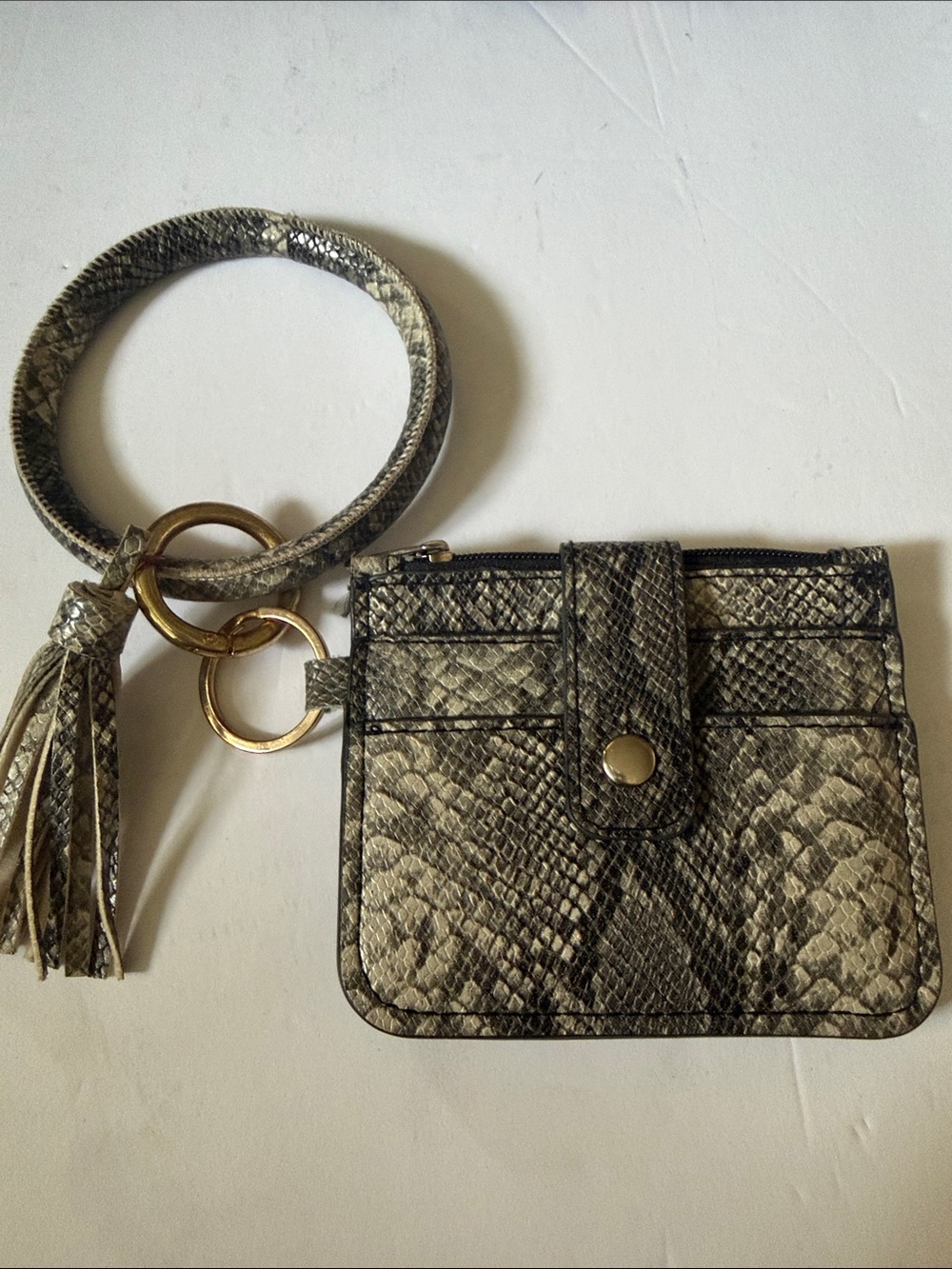 Snake-Print Wristlet Card Holder with Tassel Keyring - Gray